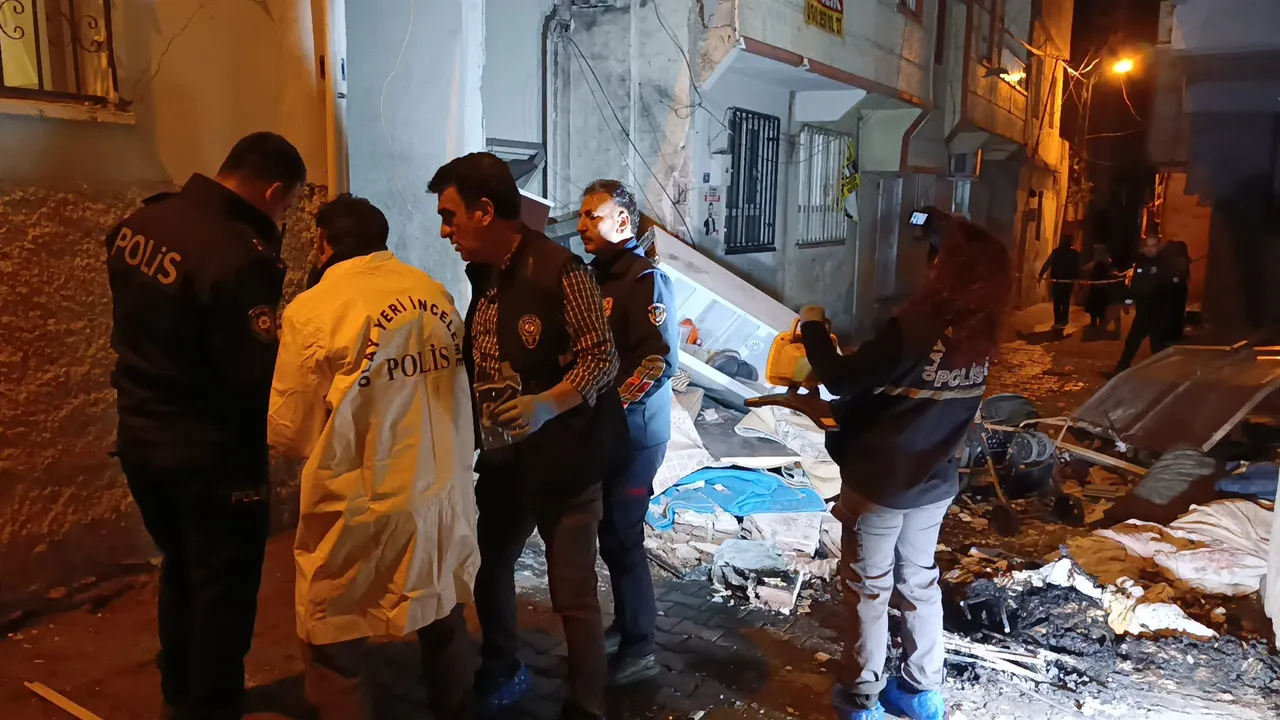 Şanlıurfa'da piknik tüpü faciası! Evleri yıkıldı, anne ve 3 çocuğu hastanelik oldu