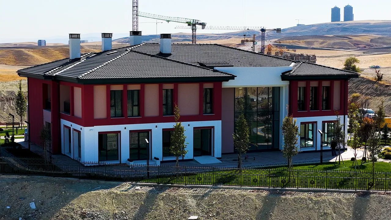 TOKİ 500 bin konut 500 mahalle konağı nerede yapılacak? Bakan Kurum özelliklerini duyurdu