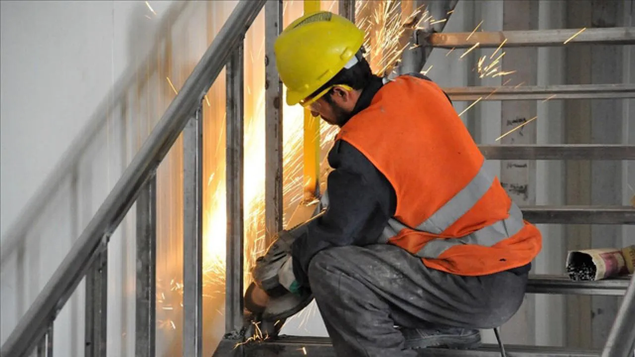 Uzman isim asgari ücret tahminini 'kesin' diyerek açıkladı! İşte beklenen 'zam' aralığı 