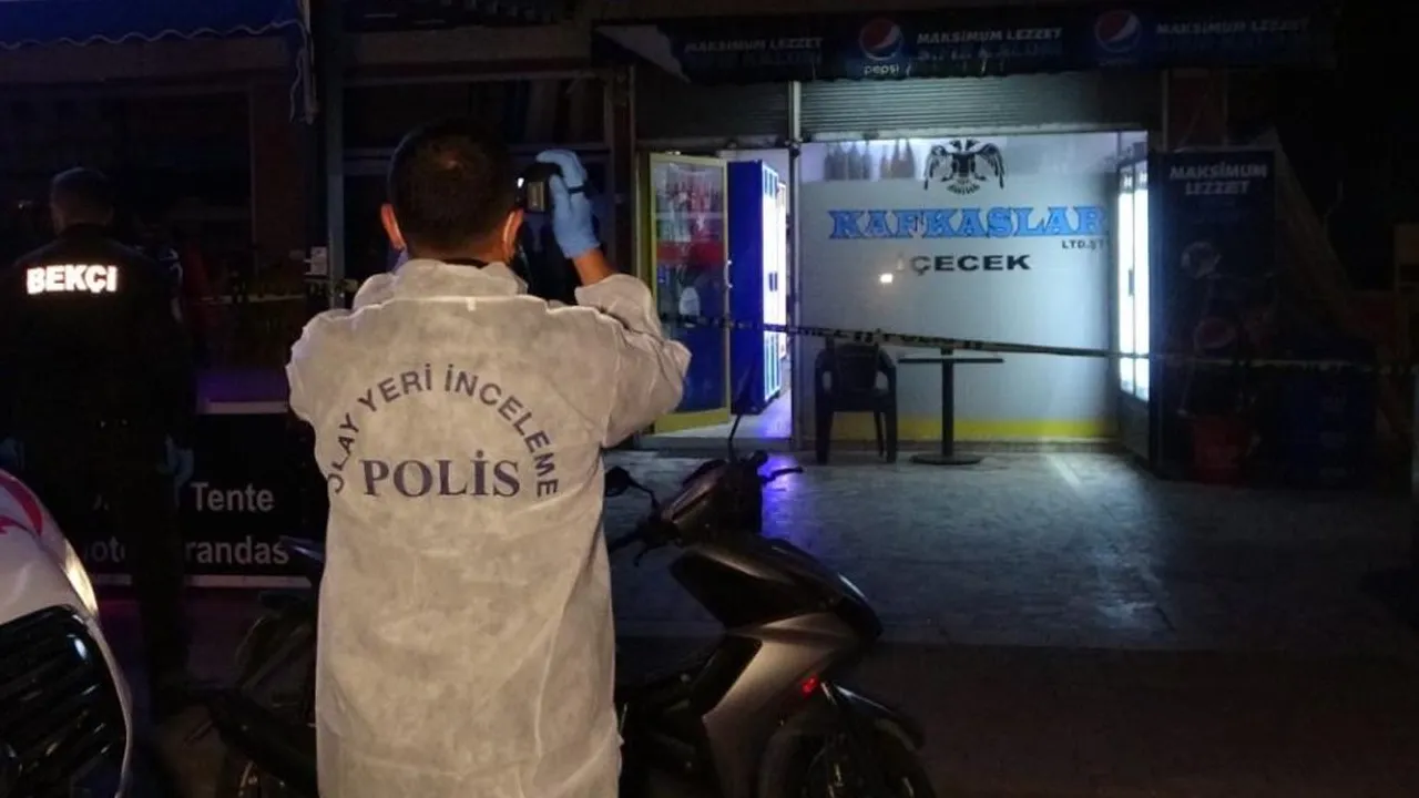 Antalya'da korkunç cinayet! Marketten cesetleri çıkarıldı