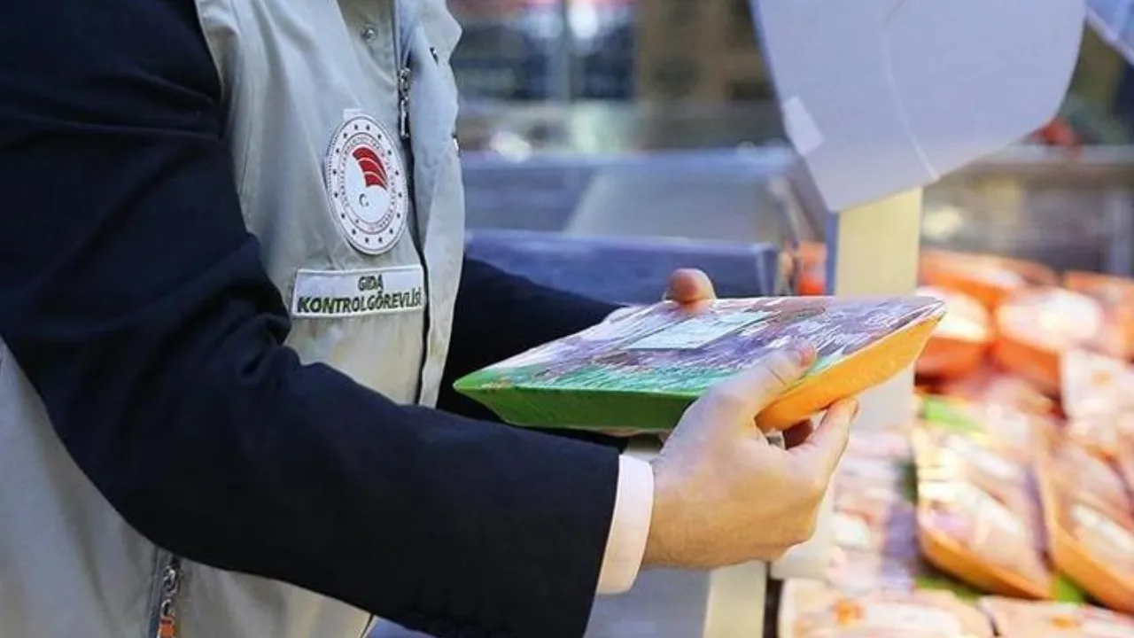 Bakanlık gıda güvenliği için harekete geçti! 81 ilde yiyecek ve içecek denetimi