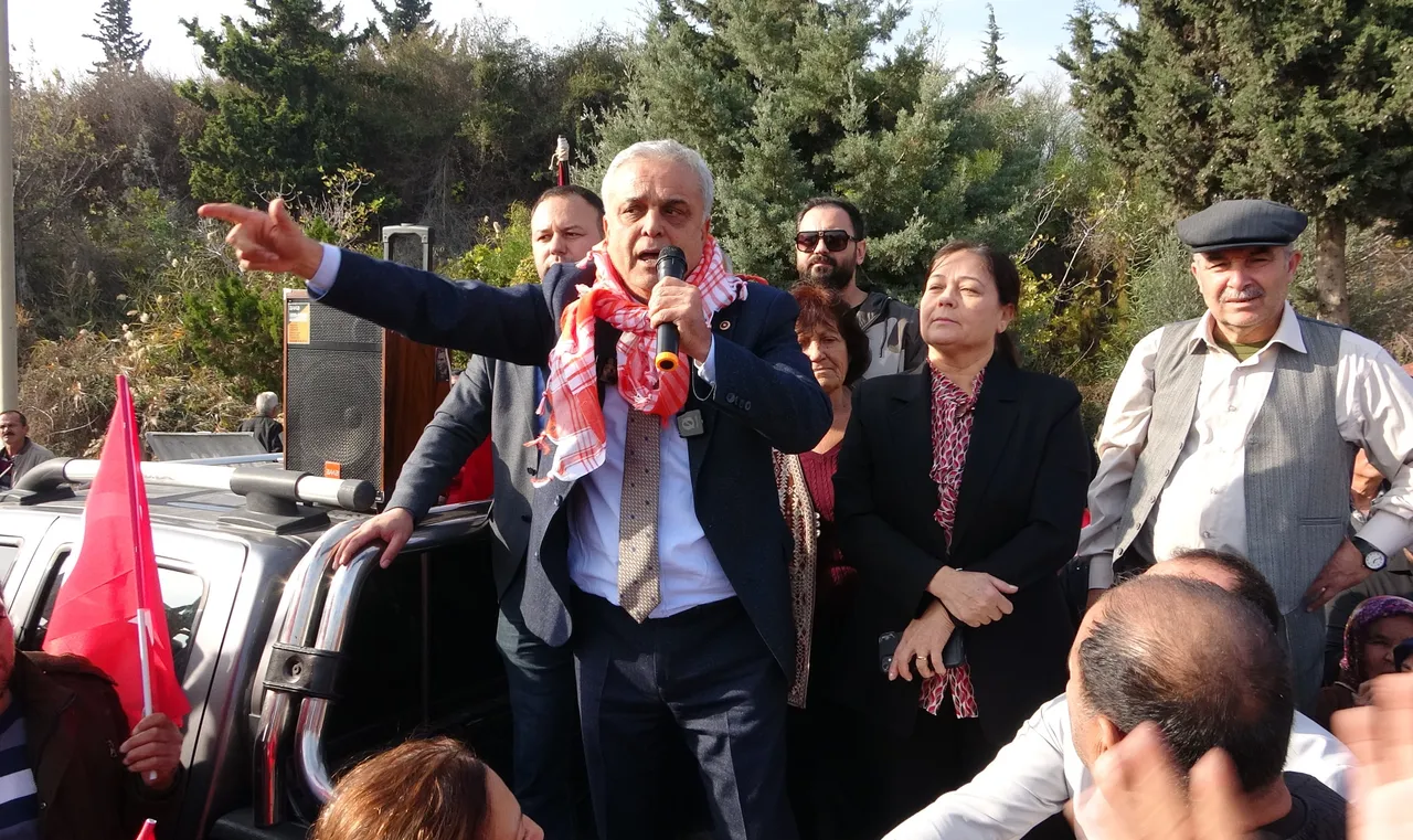 CHP'den istifa eden Hasan Ufuk Çakır'dan Özgür Özel'e ağır sözler! Lanet okudu