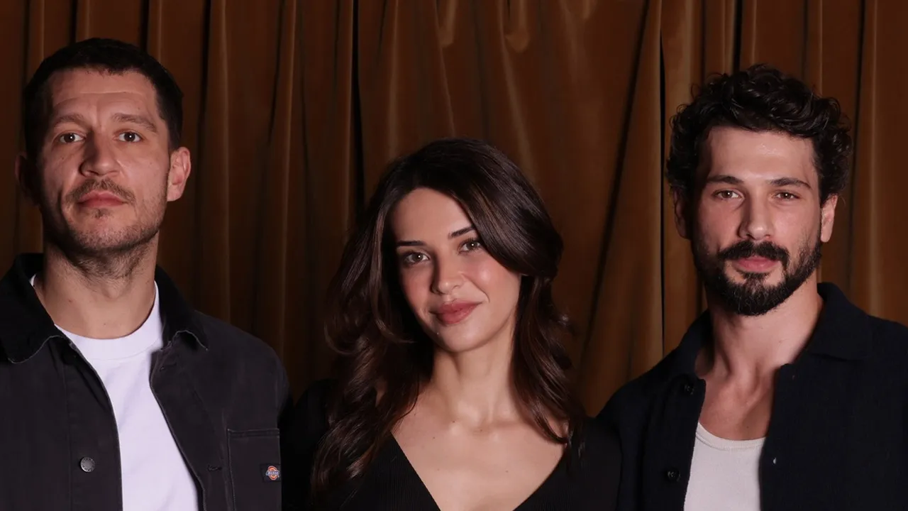 Hudutsuz Sevda’nın yeni versiyonu “Yeraltı” setten ilk kareyle ortaya çıktı