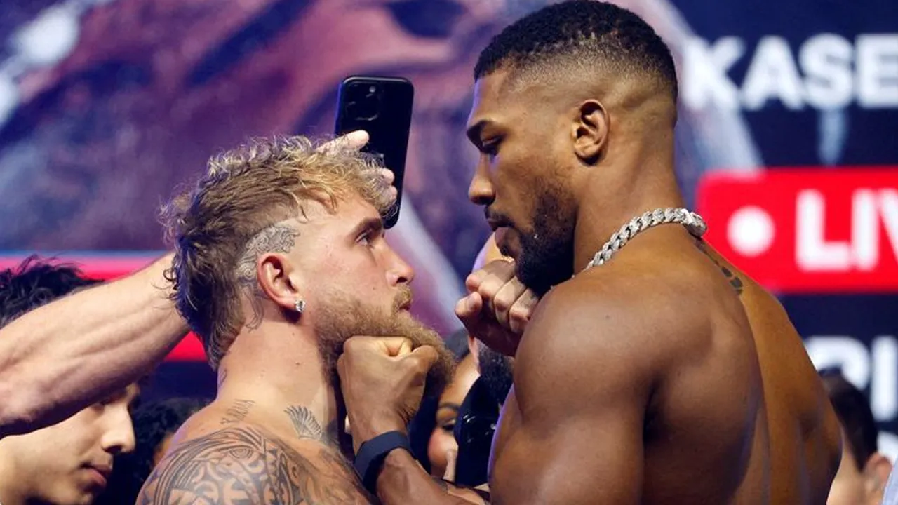 Jake Paul’u nakavt eden Anthony Joshua, Tyson Fury’ye meydan okudu