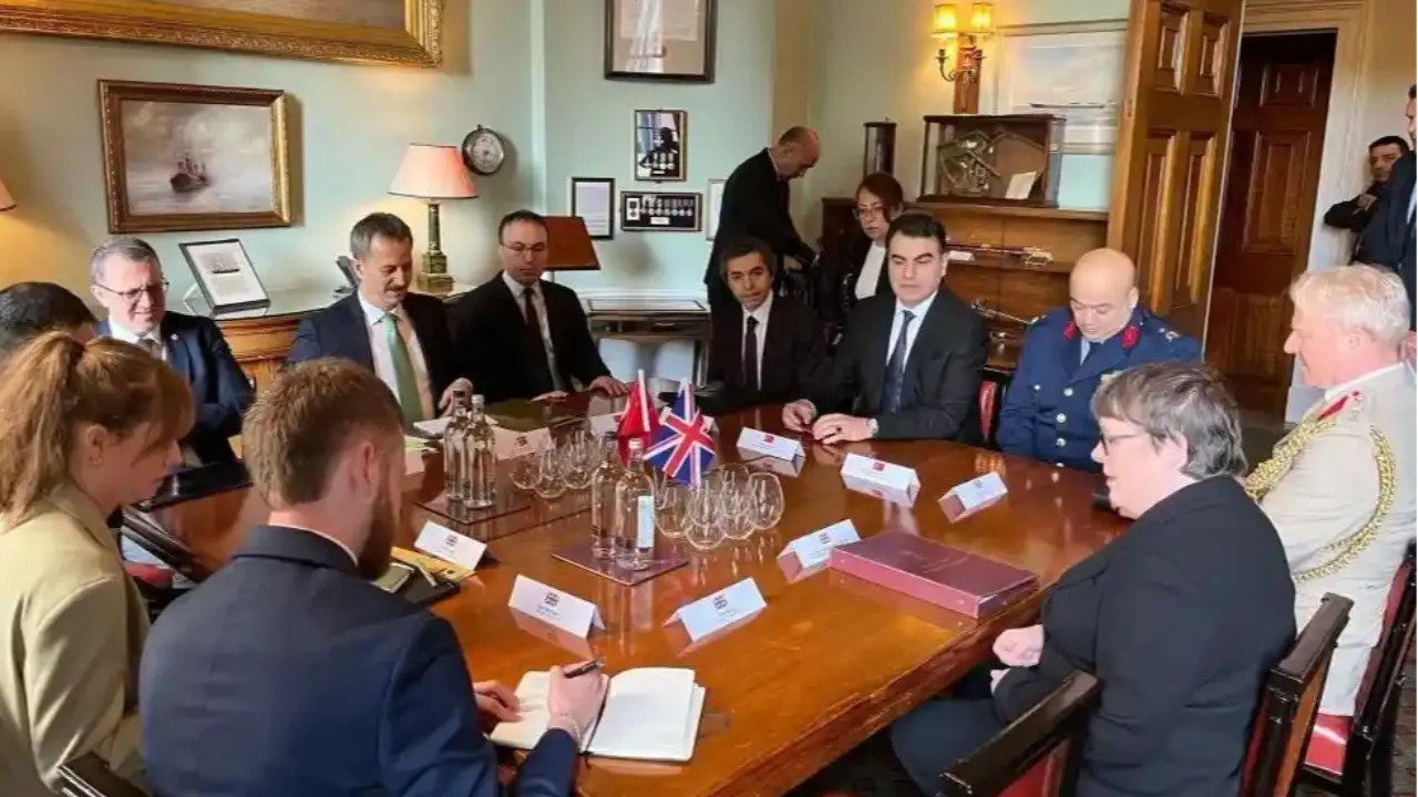  Türkiye ile İngiltere’den Londra’da kritik savunma hamlesi!
