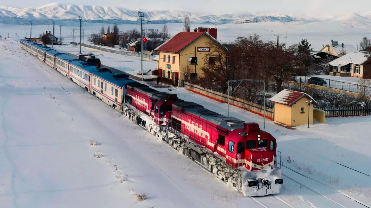 Bilet fiyatları şaşırttı! Turistik Doğu Ekspresi ilk sefere başlıyor