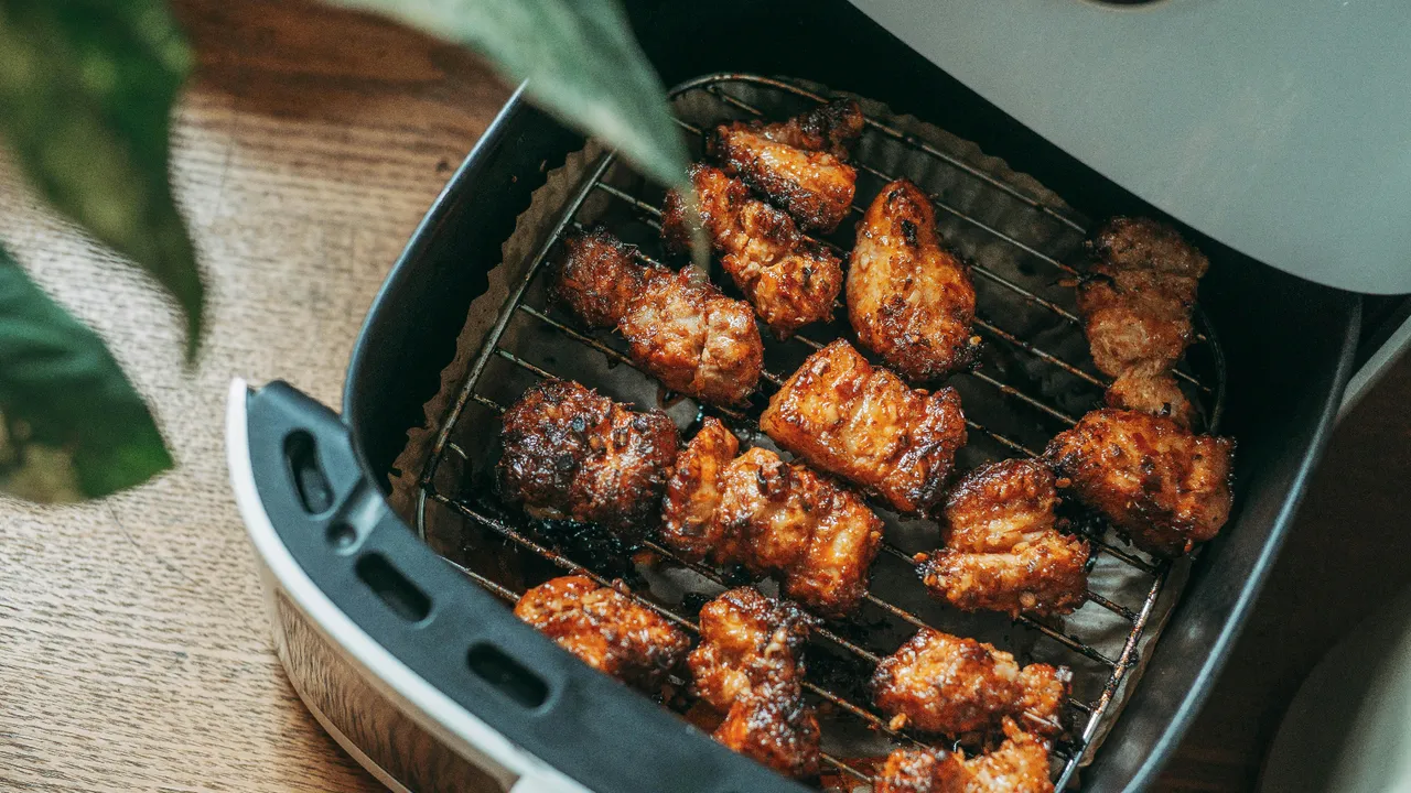 Evinizdeki tehlike airfryer ve tost makinesi! Akciğerlere yapışıp kansere neden oluyor