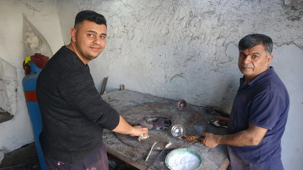 Gaziantep’te 45 yıllık kalaycılık mesleği geleceğe taşınıyor