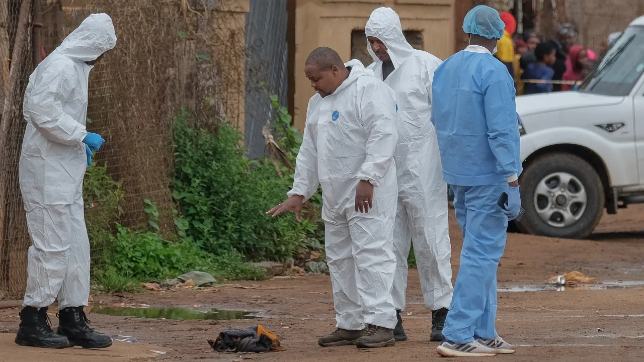 Güney Afrika’da katliam! Rastgele ateş açtılar: Çok sayıda can kaybı var