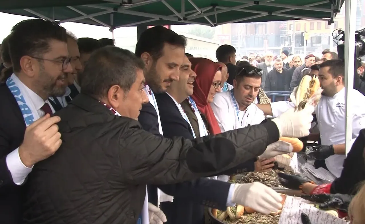 İstanbullu bugün aynı sofrada oturdu! İki ilçede tonlarca yemek tüketildi