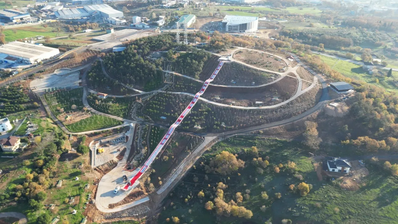 İstanbul'un yanı başında açılacak! 207 metrelik Türkiye'nin en uzun kaydırağında sona gelindi