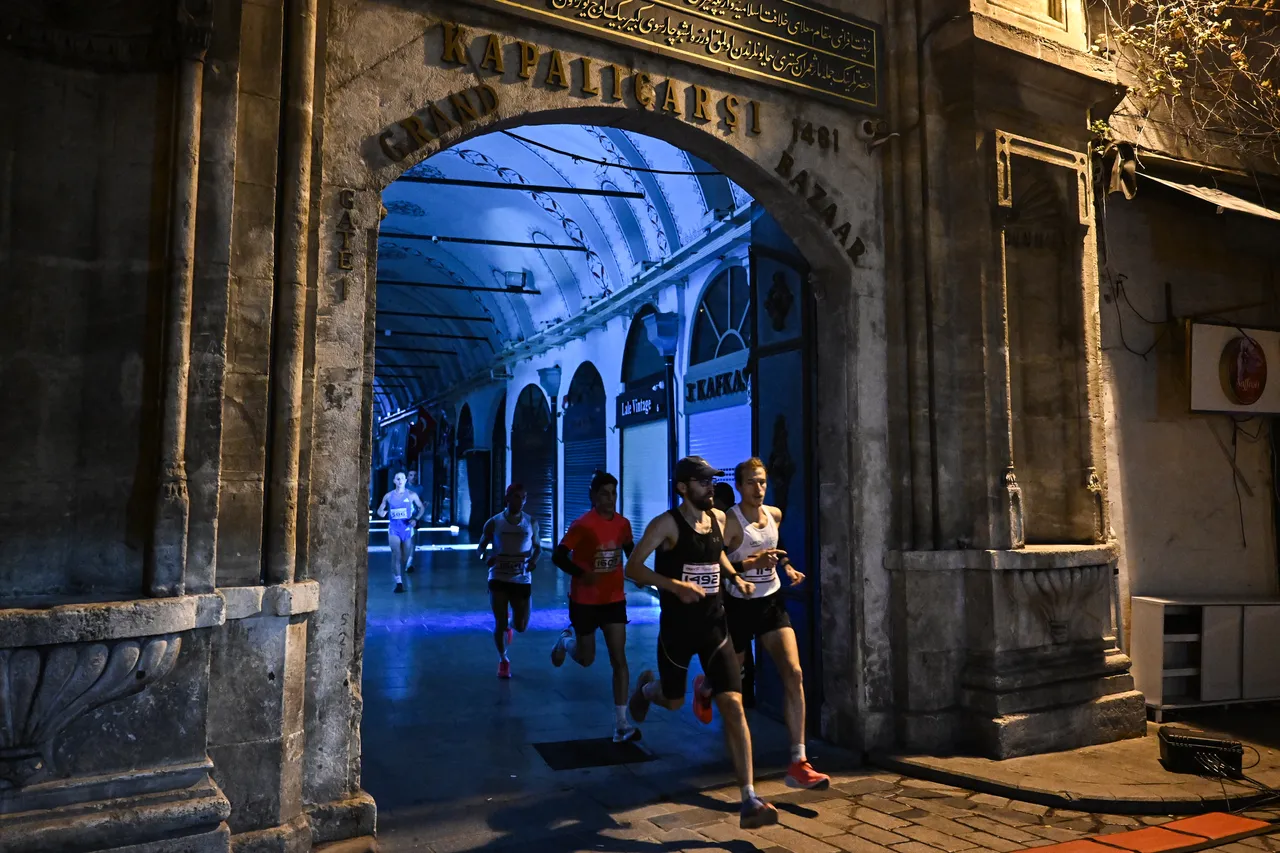 Kapalı Çarşıda yarıştılar! 1500 sporcunun katıldı
