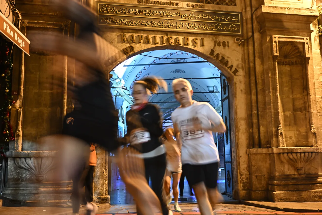 Kapalı Çarşıda yarıştılar! 1500 sporcunun katıldı