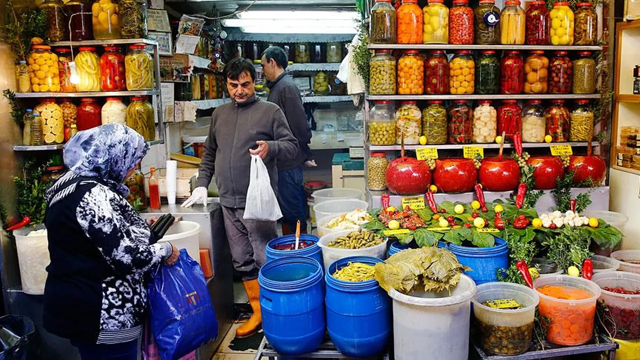 MHP'den dikkat çeken öneri: AVM ve büyük marketler zorda kalabilir!