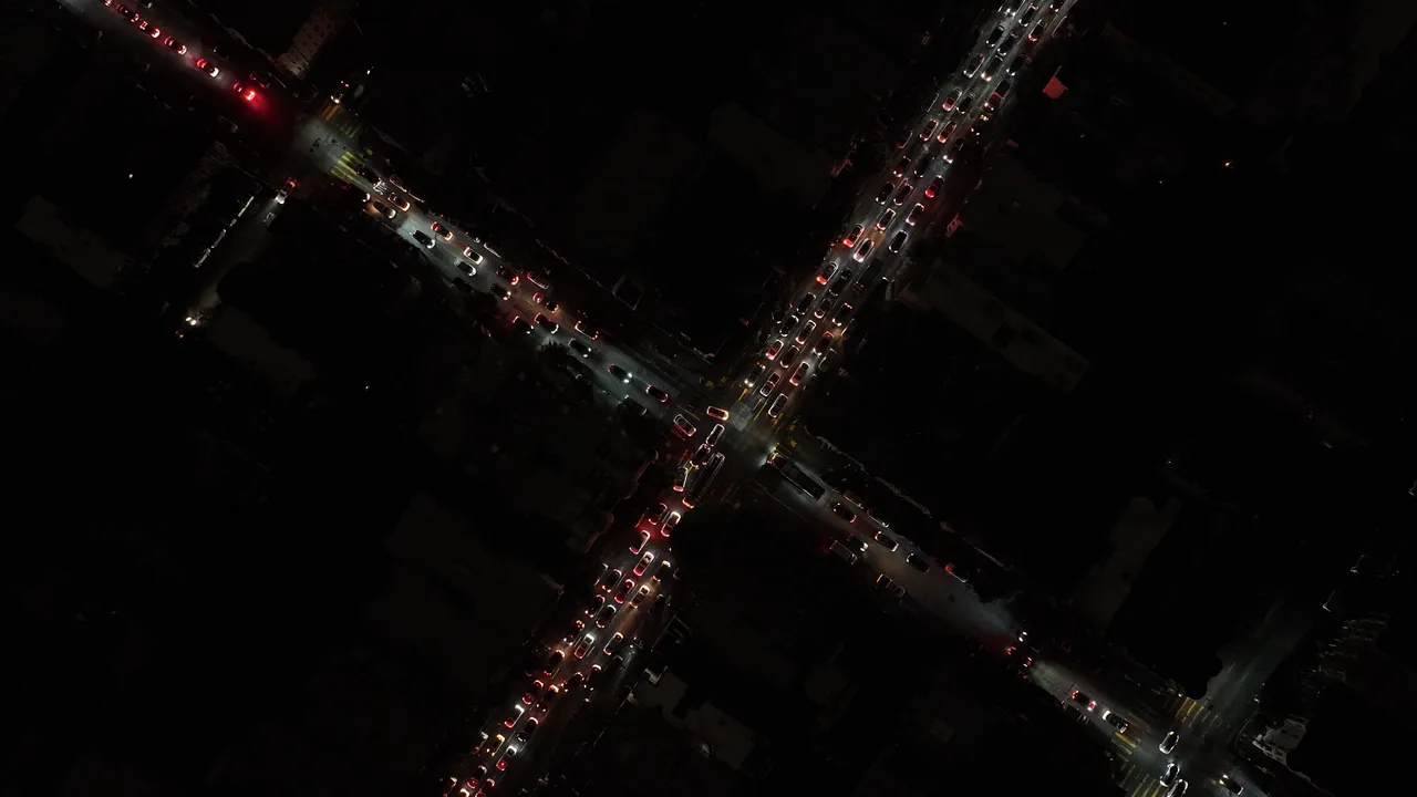 San Francisco'da dev elektrik kesintisi! Şehirde hayat felç oldu