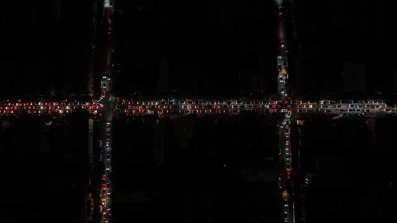 San Francisco'da dev elektrik kesintisi! Şehirde hayat felç oldu