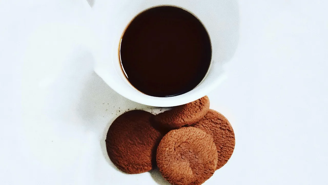 Yapay tatlandırıcı içeren yiyecek ve içeceklerin yeni tehlikesi! Aspartam kalp ve beyin hasarına neden oluyor