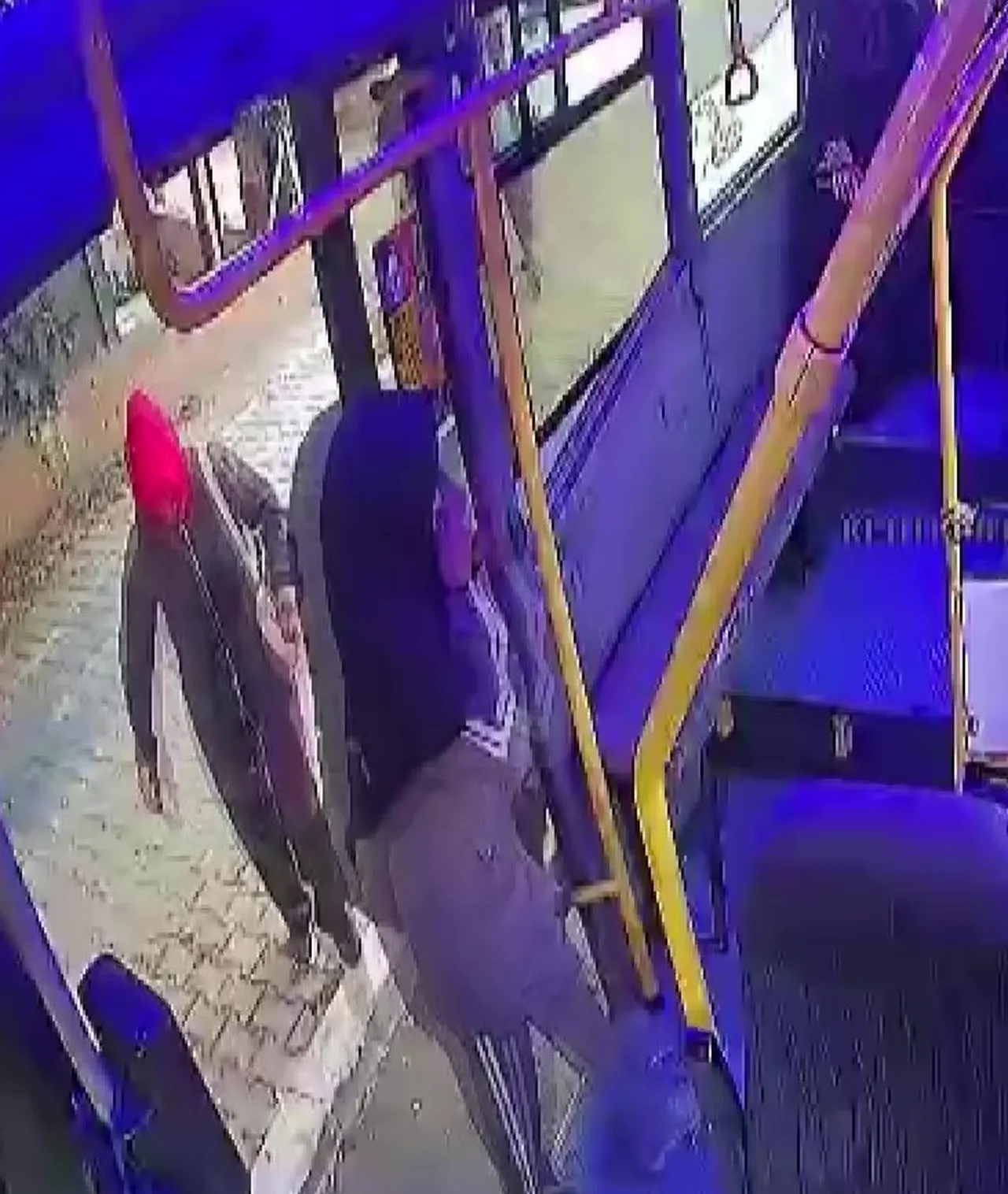 700 bin liralık ‘misafir’ vurgunu! Apartman apartman gezen hırsızlar tutuklandı