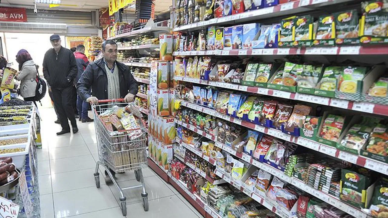 Asgari artmadan yarısı gitti! Daha rakam konuşulmadan etiketler değişti bile