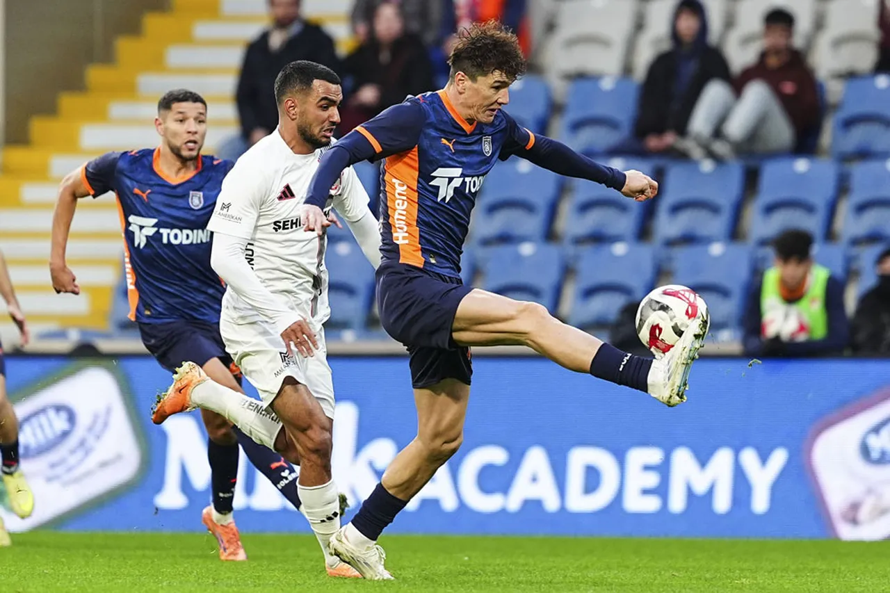 Başakşehir - Gaziantep FK