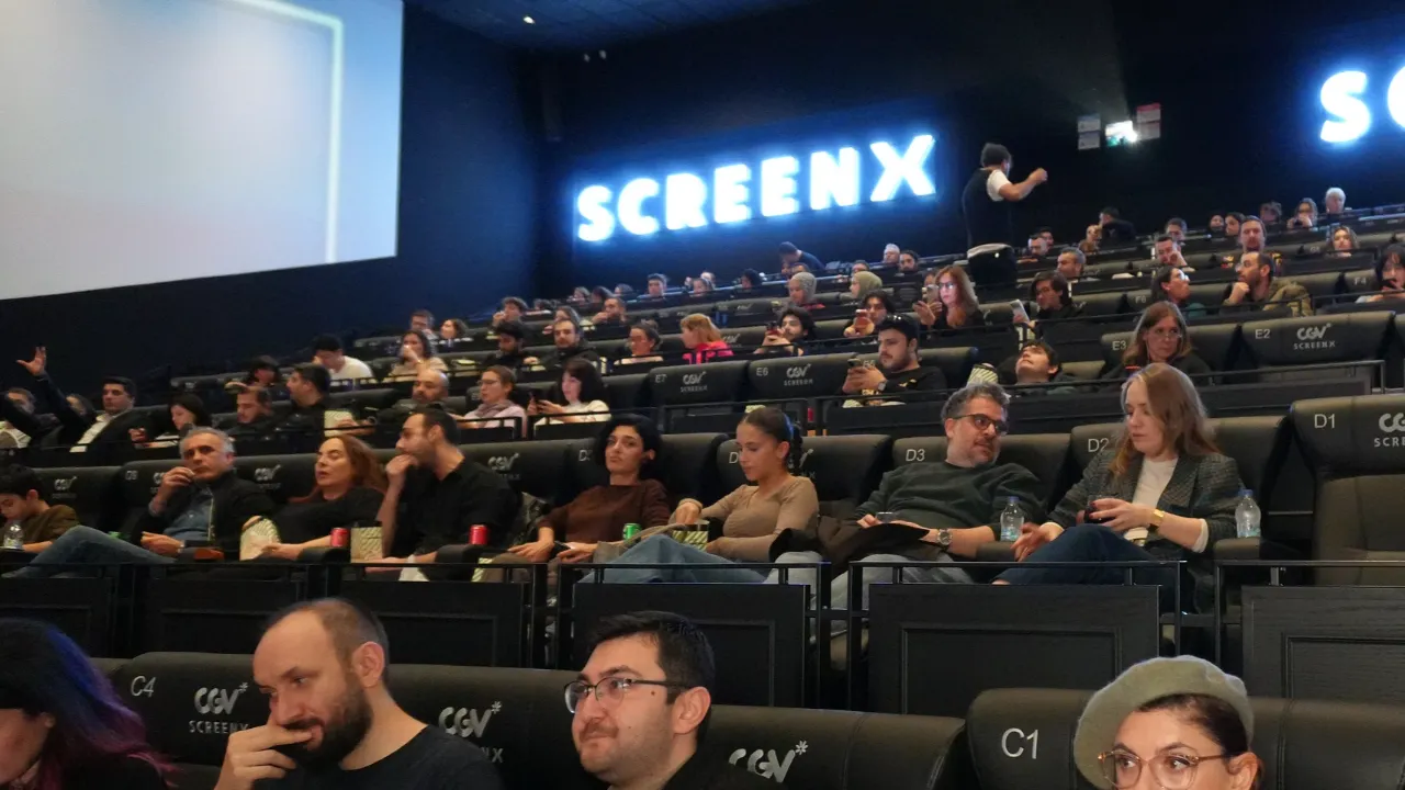 En büyük  ScreenX salonu açıldı: Sinemalarda perde genişliyor
