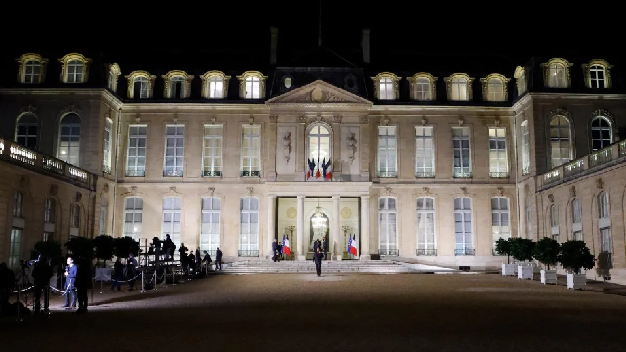 Fransa’da deja vu! Sergi ve müzenin ardından hırsızlar Elysee Sarayı'nda 