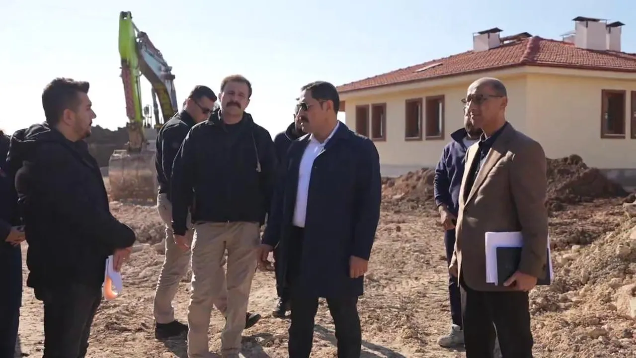 Hatay'ın kırsal mahallelerinde konut seferberliği! Çalışmalar bitmek üzere