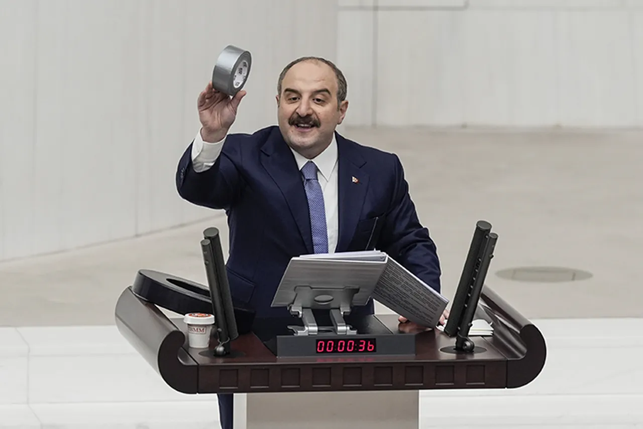 Herkes ne olduğunu merak ediyordu! Varank, Meclis'te anlattı