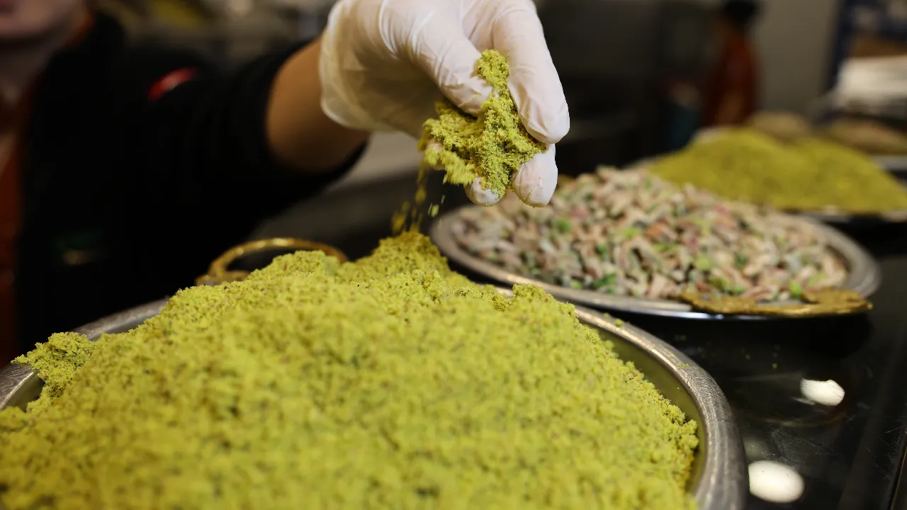 Kilosu 3 bin lira! Aman dikkat: Dolandırıcılar ya bezelye ya gıda boyası kullanıyor