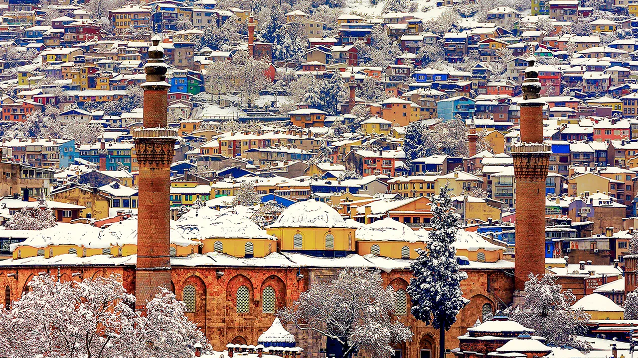 Kültürel hazineler belgelendi: Bursa Ulucami dünya finalinde