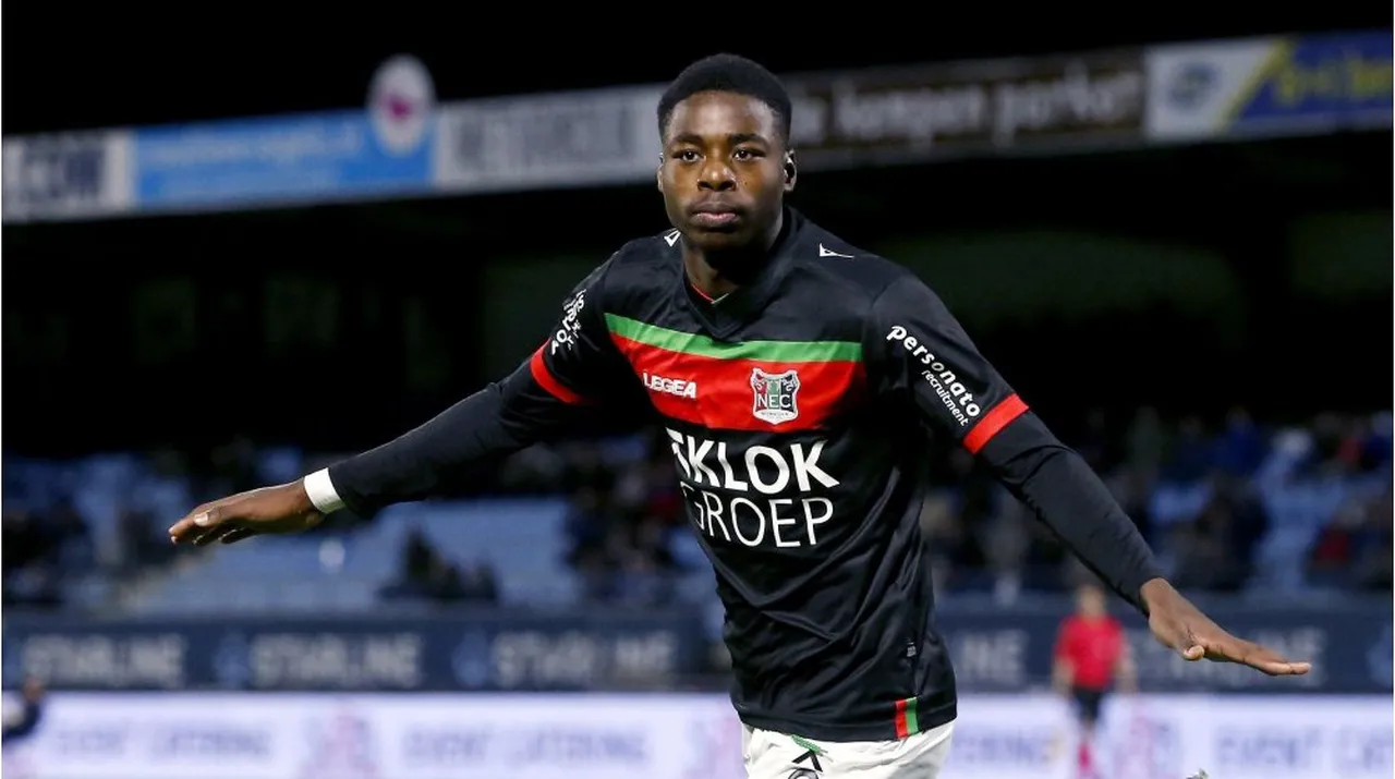 Musaba hangi mevkiide oynuyor, Fenerbahçeye transfer olacak mı? Anthony Musaba istatistikleri