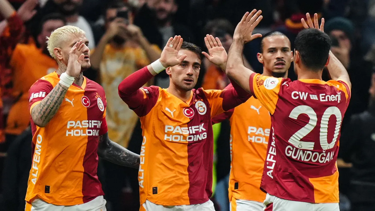 Süper Lig'de ilk yarı tamamlandı: İşte zirve ve düşme hattındaki puan durumu