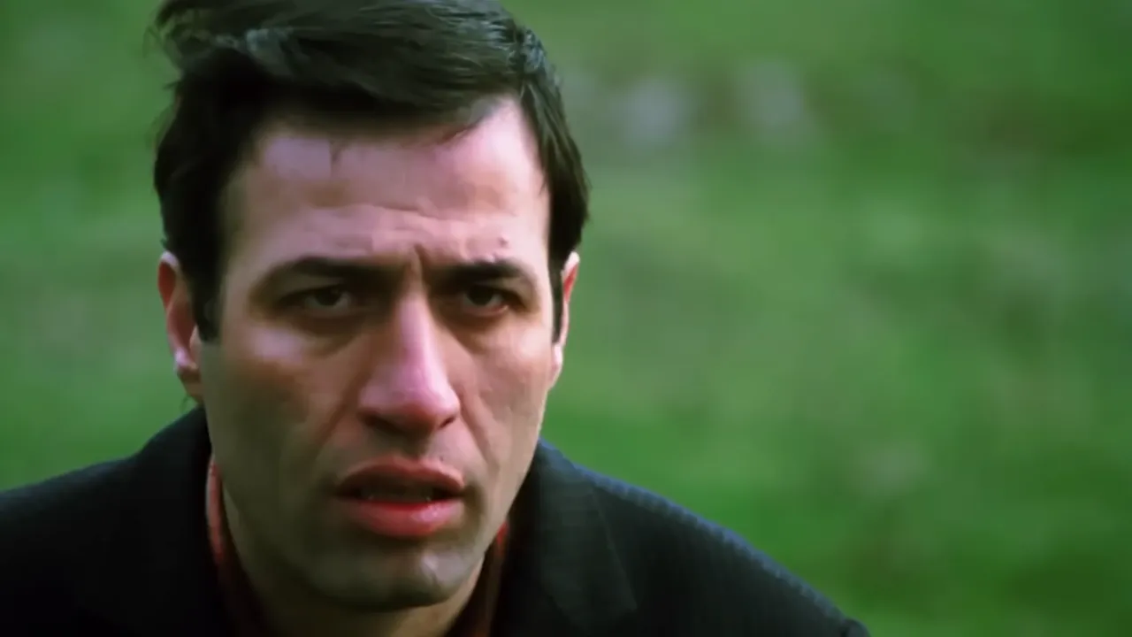 Üçkağıtçı oyuncuları kim, konusu nedir? Çekim yeri merak ediliyor