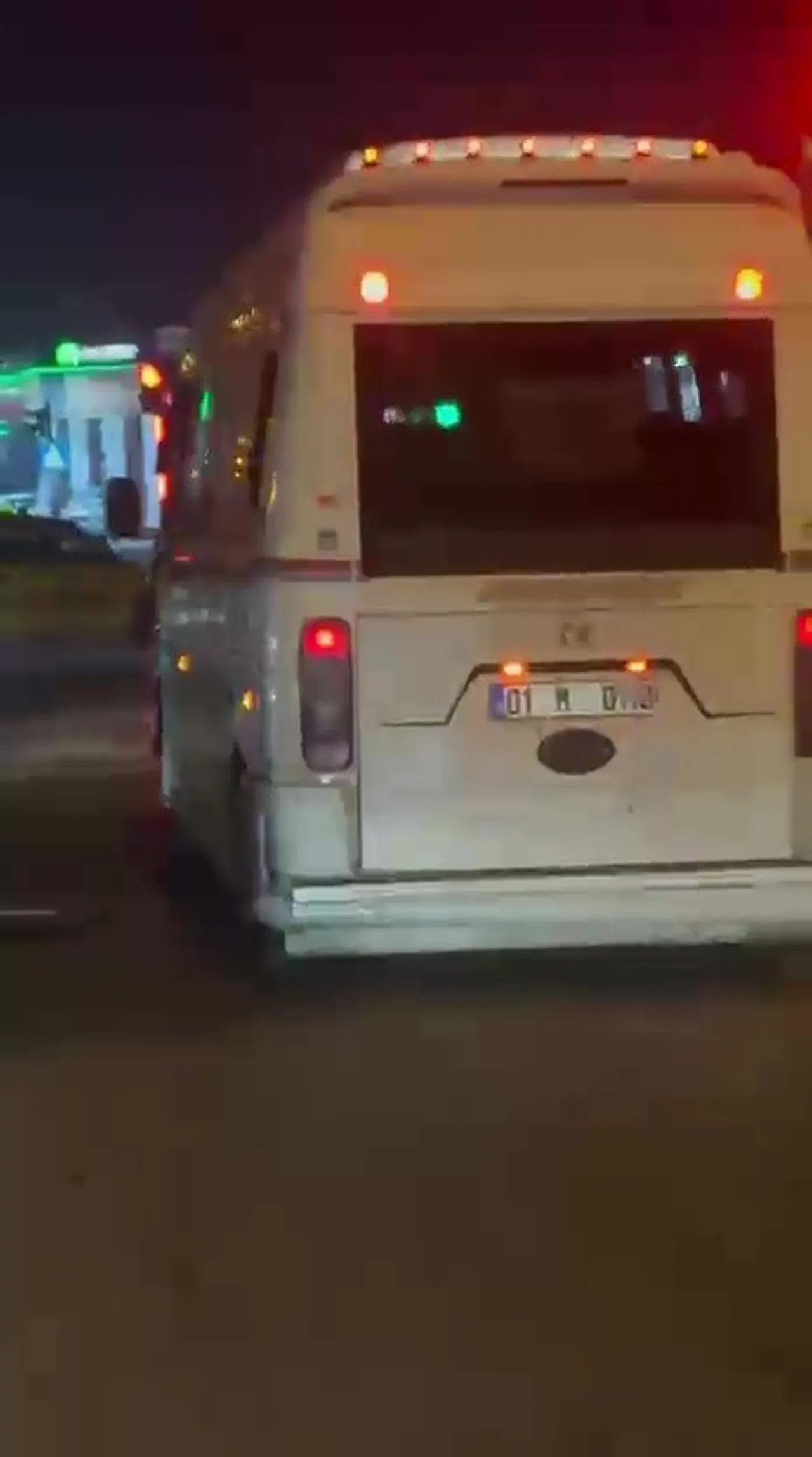 Adana'da engelli gence korkunç darp! Takip etti, yumruk attı, işitme cihazını kırdı