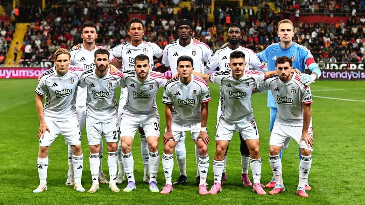 Beşiktaşlı yıldız ilk kez konuştu: Ayrılmıyorum