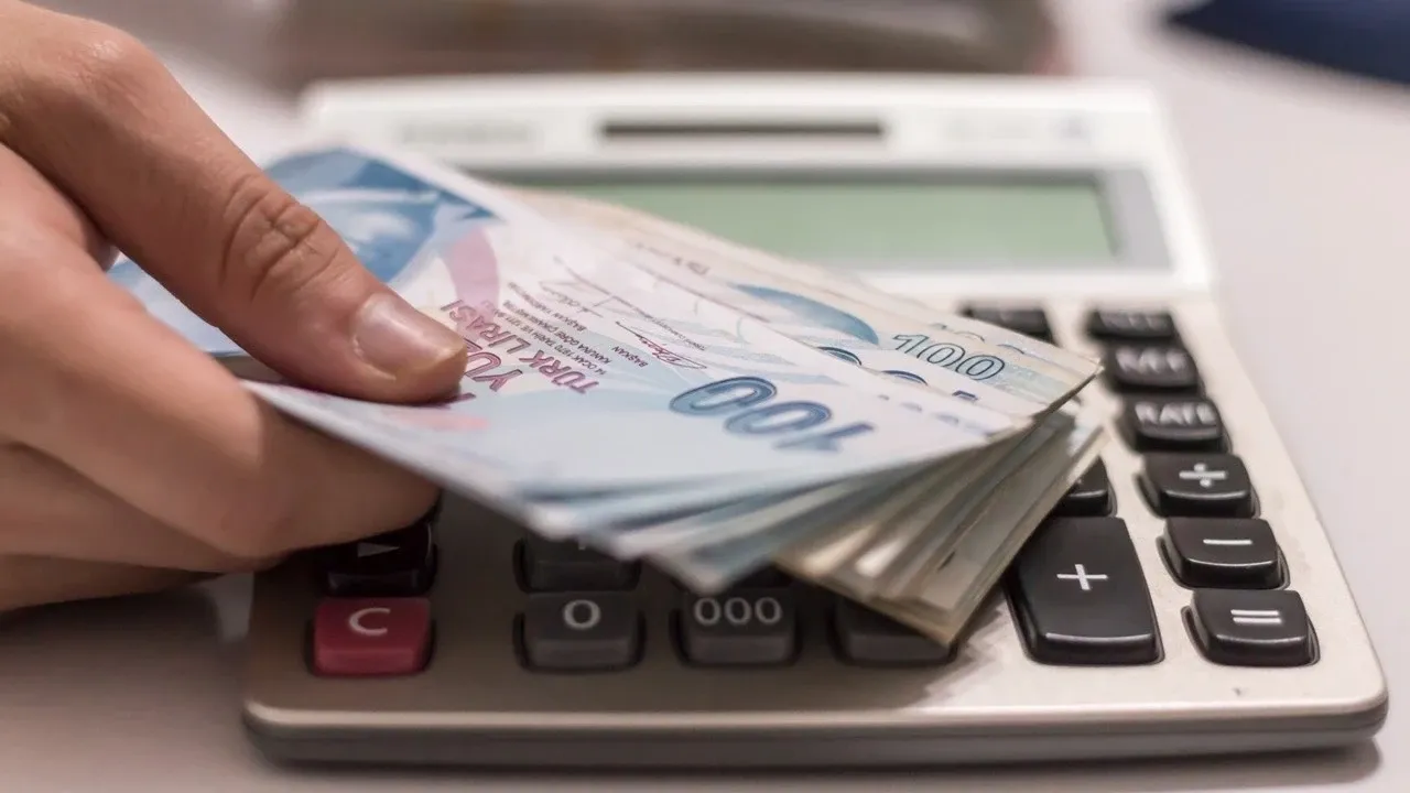 Brüt ve net ücret ne demek, farkı nedir? 2026 brüt ve net asgari ücret açıklandı