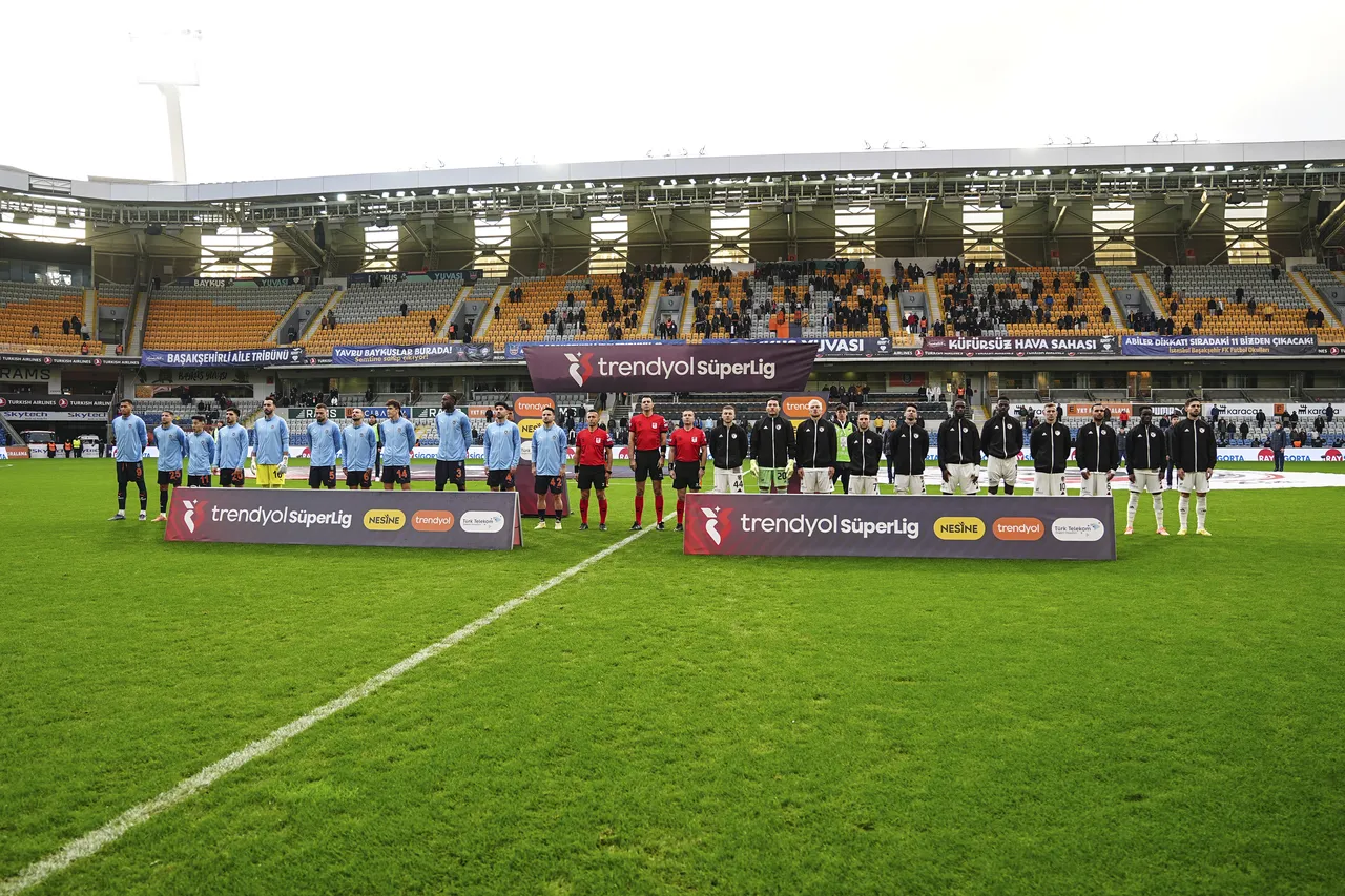 Gaziantep FK, son maçında RAMS Başakşehir'e 5-1 yenildi