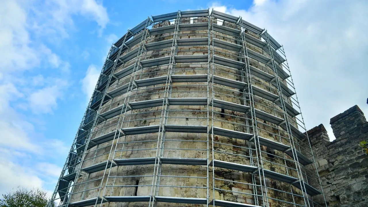 Hazine Kulesi restore ediliyor