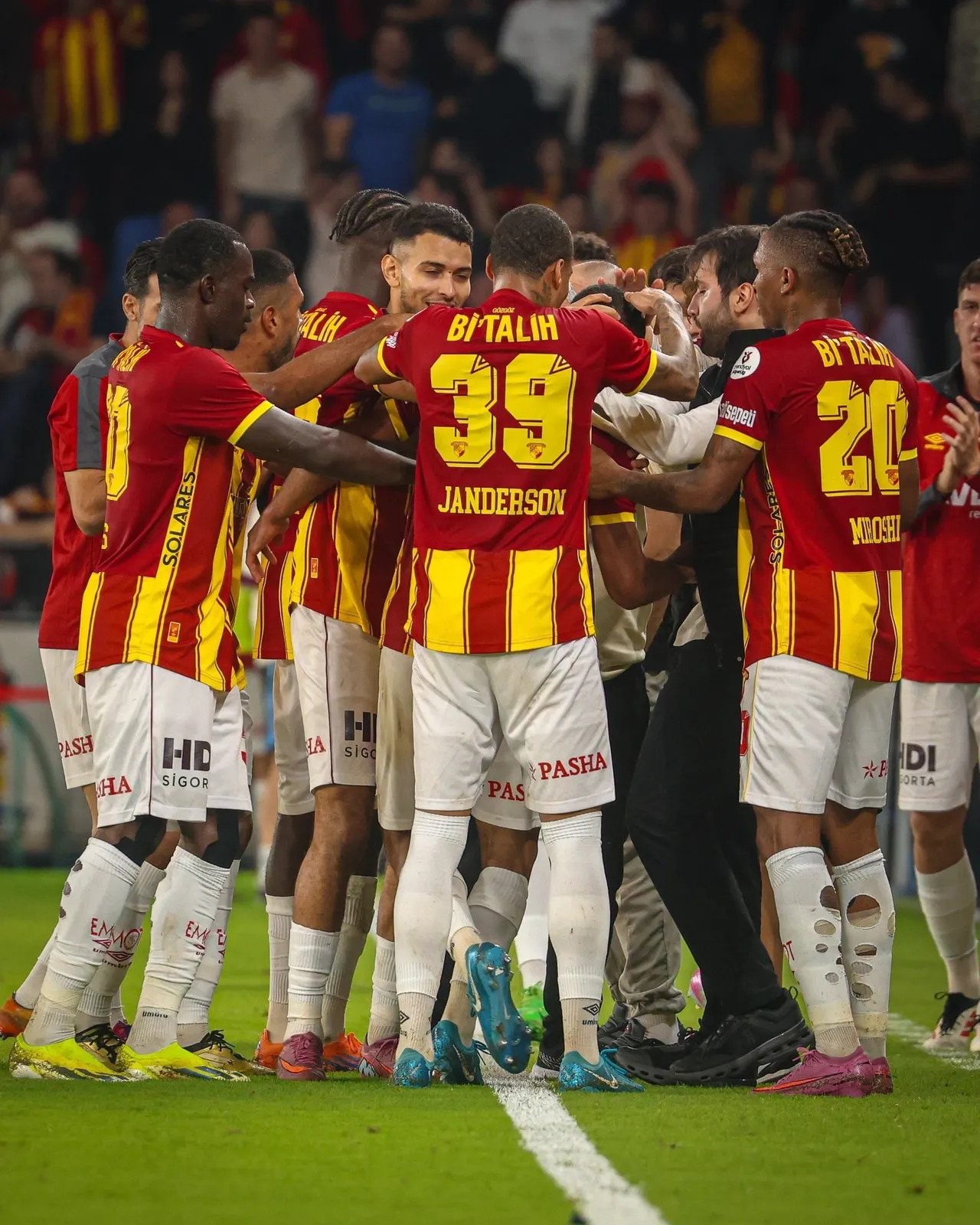 Göztepe, lige çıktığı 17 maçın 11’inde gol yemedi