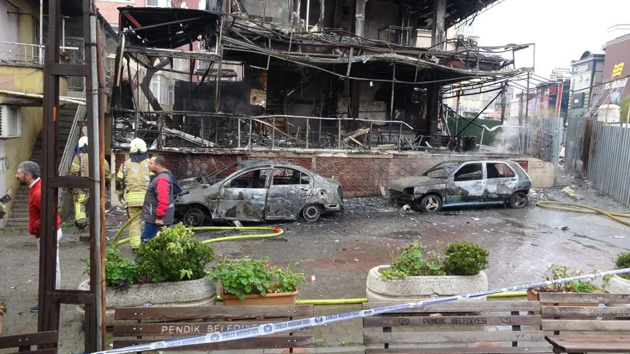 Pendik'te korkutan yangın! Ekipler müdahale etti