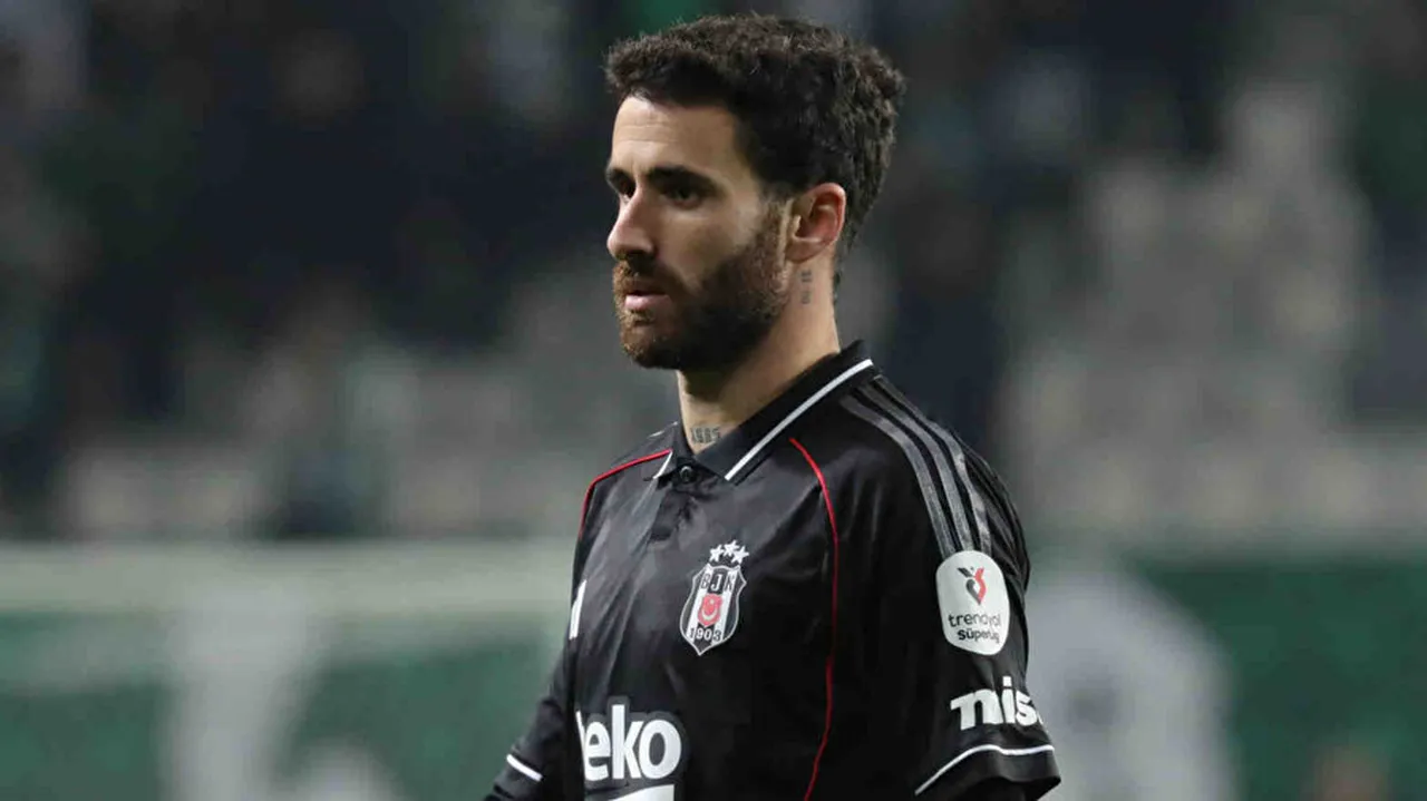 Rafa Silva derbide oynayacak mı? Fenerbahçe Beşiktaş maç kadrosu ilk 11 netleşmeye başladı!