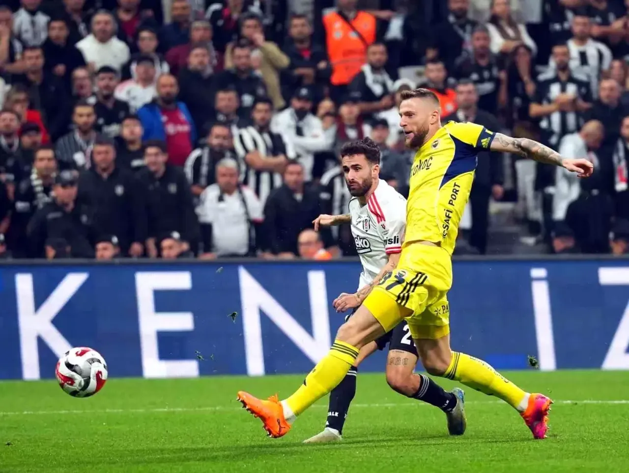 Rafa Silva derbide oynayacak mı? Fenerbahçe Beşiktaş maç kadrosu ilk 11 netleşmeye başladı!