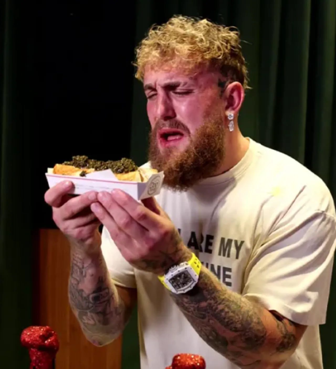 Son maçında çenesi kırılan Jake Paul bu kez yediği sandviçle gündemde! Sosyal medyada çok konuşuldu