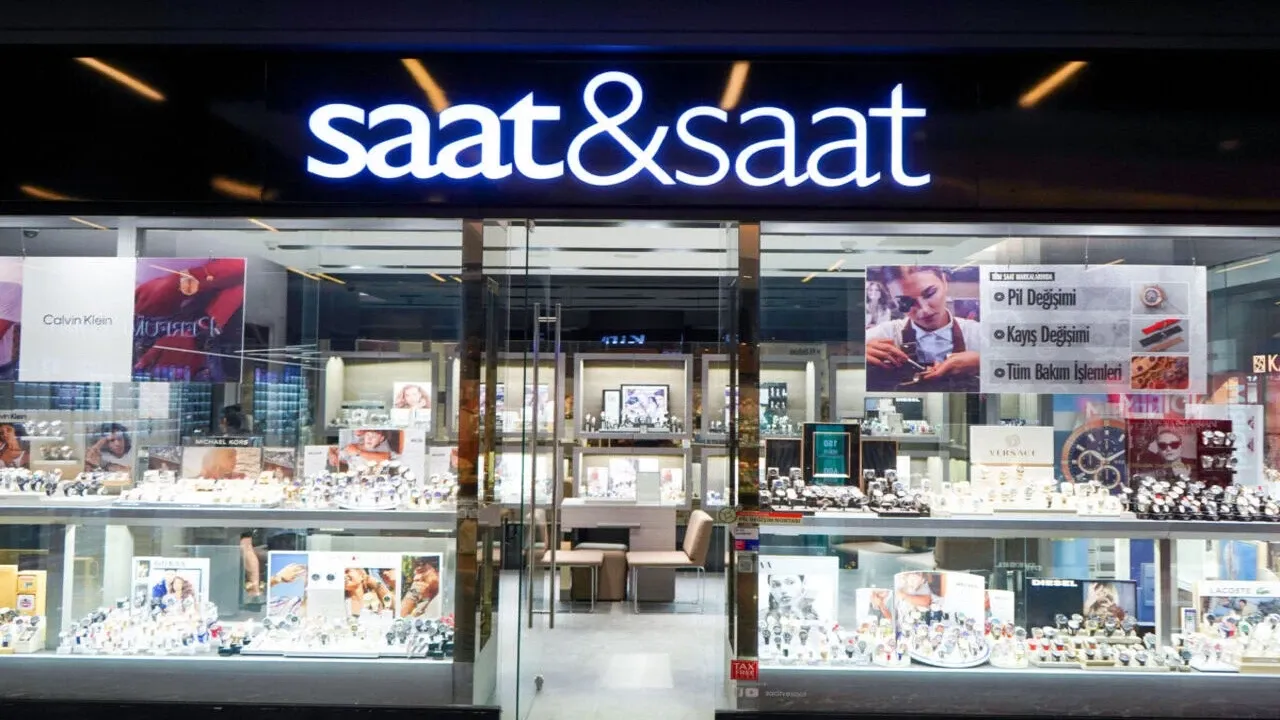 Yüzlerce mağazası var! Türkiyenin giyim devi satıldı, yeni sahibi de tanıdık