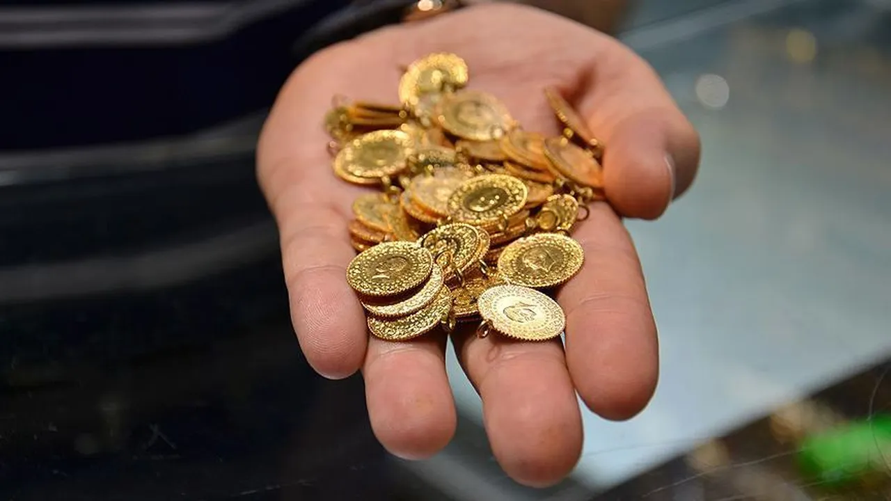 Altın ve gümüşte yeni rekor! Gram ve çeyrek altın kaç TL oldu?