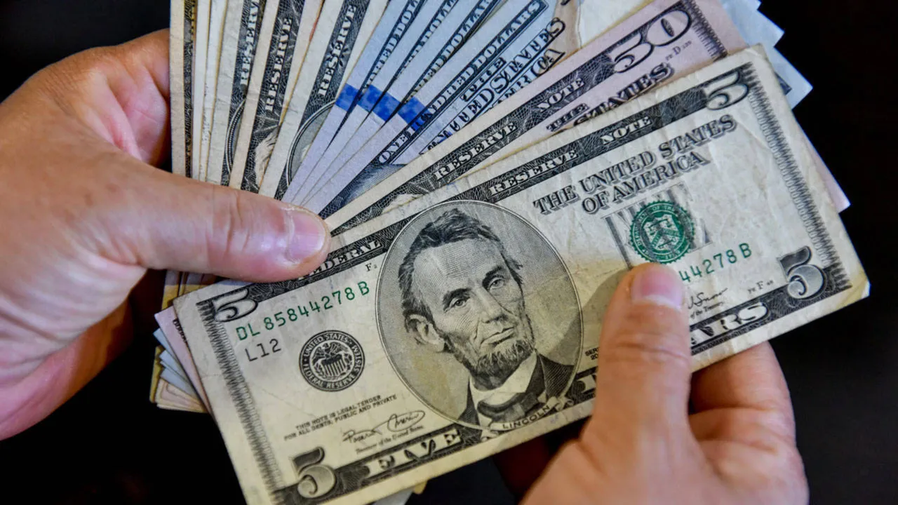 Asgari ücret dolar bazında arttı mı? İşte son 10 yıldaki değişim