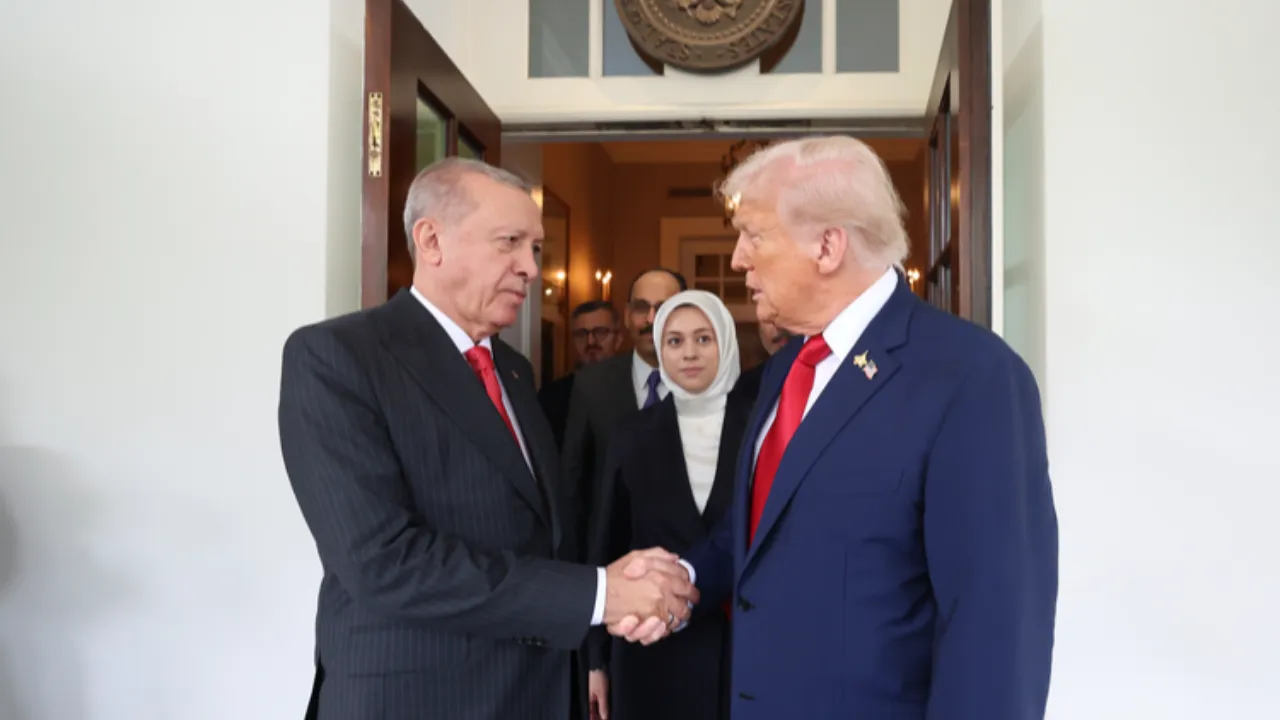 Beyaz Saray’ın kalbinde Türkiye alarmı! Trump'ı uyardılar: Ankara'yı atlarsak her şey dağılır