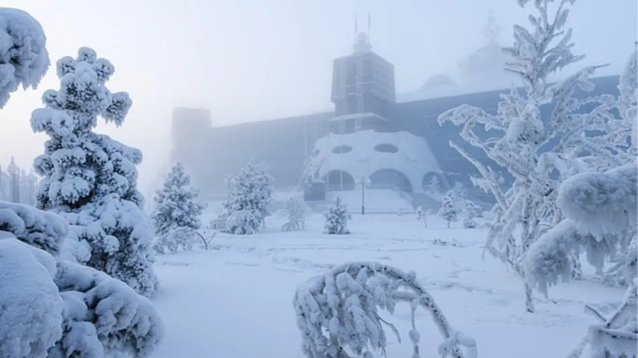 Dünyanın en soğuk şehri Yakutsk! -64 derecede 10 kiloluk giysilerle hayat