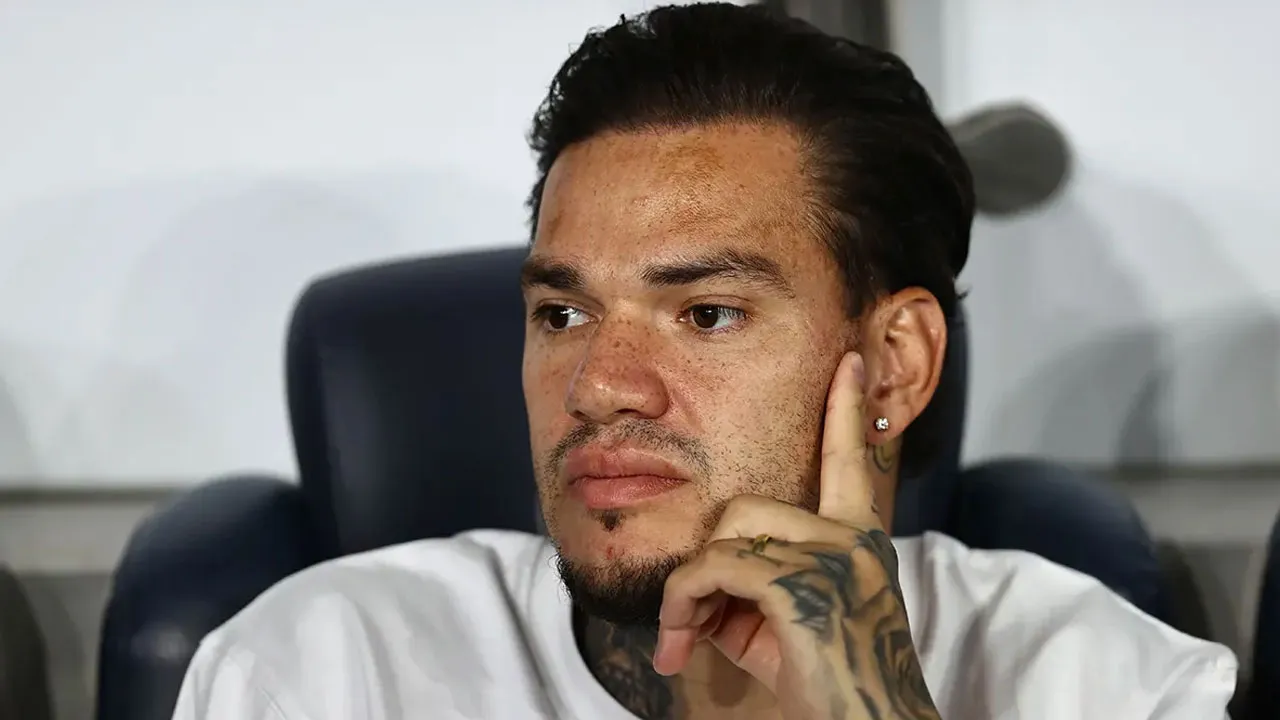 Ederson'un eşinden tepkilere cevap: Saygı istiyoruz