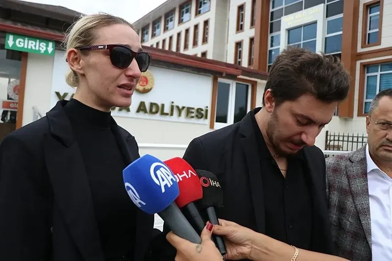 Güllü'nün oğlu ve kızı